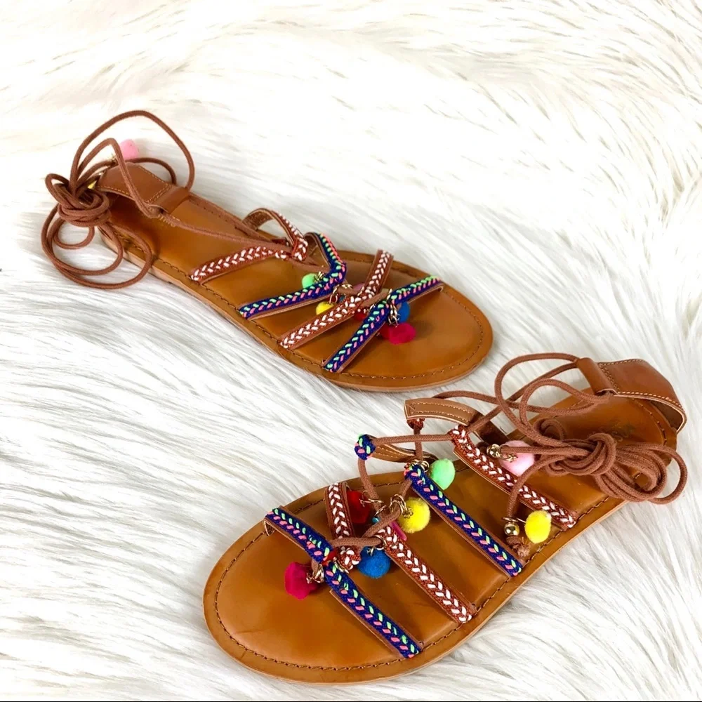 Mossimo Kayla Gladiator Pom Pom sandals